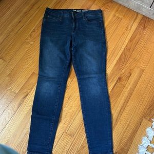 Gap Sculpted Legging. Dark wash. 8/29 regular.